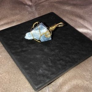 Free w/ purchase Wire wrapped crystals pendant